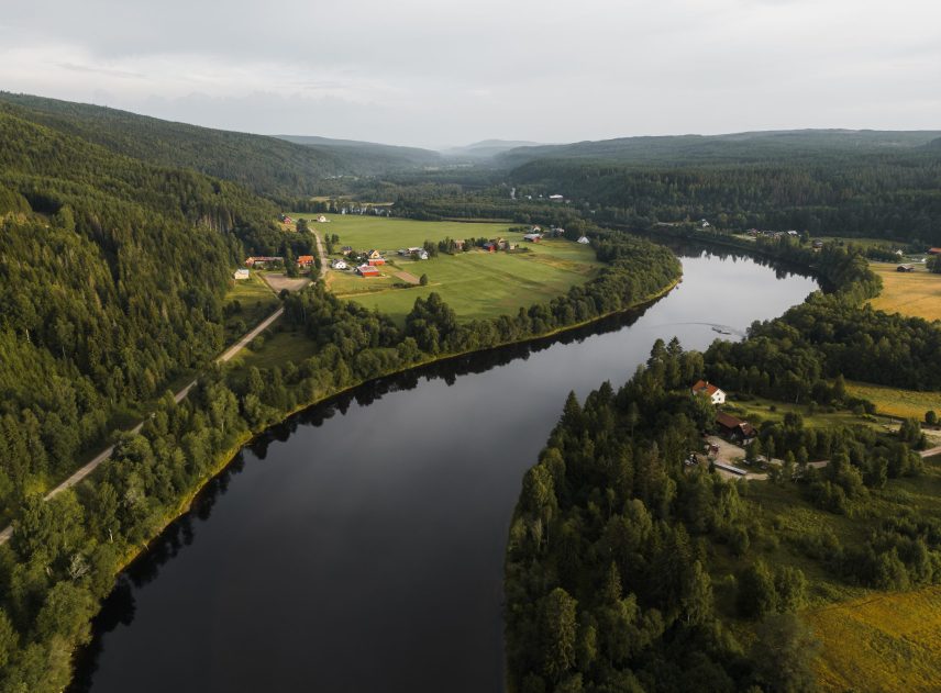 Zweden-Värmland-TimberRafting-BjornSnelders-39